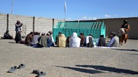 Prosesi pemakaman dan letak makam disembunyikan oleh Pasukan Taliban selama sembilan tahun hingga akhirnya diungkap baru-baru ini. (AFP via Getty Images)