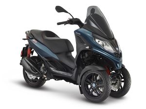 Piaggio Kenalkan Skuter Roda Tiga MP3 300 hpe Sport di Indonesia
