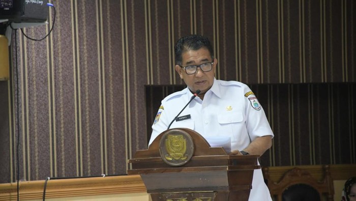 Pj Gubernur Sulawesi Barat Akmal Malik memimpin High Level Meeting (HLM) Tim Pengendalian Inflasi Daerah (TPID) Se-Sulawesi Barat di Majene