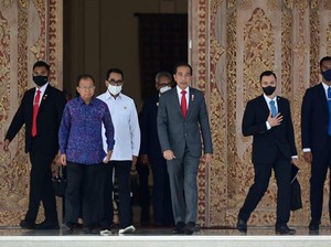Jelang G20, Jokowi Resmikan Terminal VVIP Ngurah Rai & 3 Pelabuhan di Bali