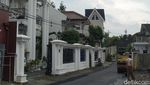 Pengaspalan Jalan Rumah Calon Besan Jokowi Jelang Pernikahan Kaesang-Erina