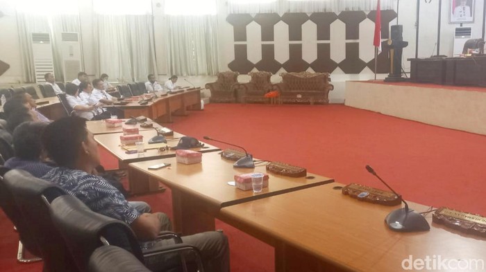 RDP di DPRD Manado, Sulut.