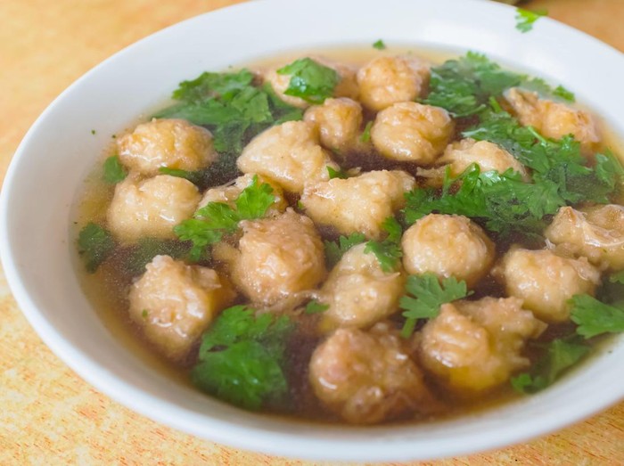 Resep Bakso Ayam Goreng Berkuah Kaldu Gurih