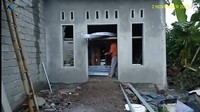 Kini, rumah Farel Prayoga terlihat jauh lebih baik. Foto: YouTube Arista Record