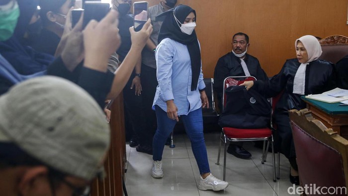 Terdakwa Ricky Rizal dan Kuat Maruf menjalani sidang lanjutan kasus pembunuhan Brigadir Yosua di PN Jaksel, Rabu (9/11/2022). Sidang menghadikan 10 orang saksi.