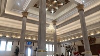 Suasana interior Gedung VVIP Bandara Internasional I Gusti Ngurah Rai yang diresmikan oleh Presiden Joko Widodo, Rabu (9/11/2022) . (Foto: Ni Made Lastri Karsiani Putri/detikBali)