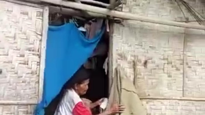 Tangkapan layar video menunjukkan kondisi gubuk nenek Simot (dok. Istimewa)