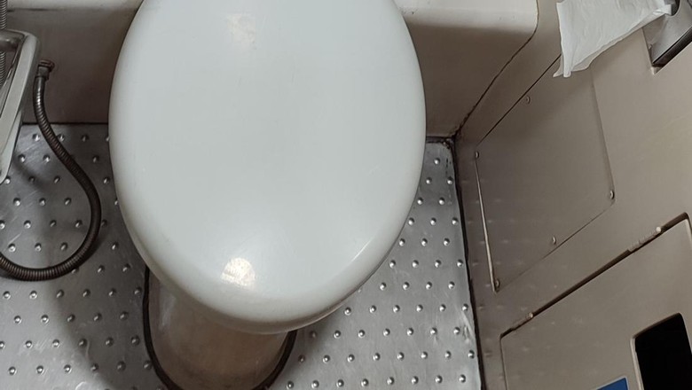 Toilet KA Taksaka Luxury Toilet KA Taksaka Luxury