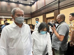 Suap Eks Pejabat Dirjen Pajak, Veronika Lindawati Dituntut 3 Tahun Bui