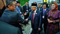 Wapres menyampaikan pentingnya implementasi, kolaborasi dan lead by example. Indonesia juga terus mendorong pemulihan hijau serta aksi iklim yang kuat dan inklusif. (Foto: Wapres Maruf Amin. Dok.KLHK)
