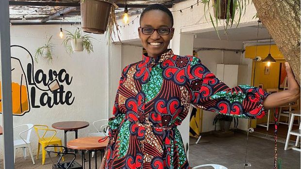Nelly Cheboi, pendiri organisasi TechLit Africa yang mengajarkan daur ulang komputer dan keterampilan teknologi.