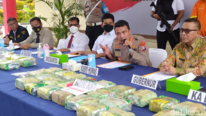 Barang bukti 58 kg sabu sebelum dimusnahkan Polda Kepri.