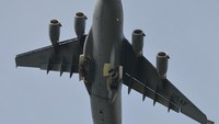 Boeing C-17 Globemaster III mempunyai ukuran jumbo, dengan total lebar sayap ke sayap 51,74 meter, panjang 53,04 meter, tinggi ekor 16,79 meter, juga diameter badan berukuran 6,86 meter. Foto: Dok. Boeing
