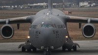 Boeing C-17 Globemaster berperan penting dalam berbagai peperangan, misalnya di Irak dan Afganistan. Pesawat ini juga dimanfaatkan untuk bantuan kemanusiaan, misalnya saat terjadi bencana alam. (Foto: Getty Images)