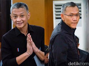 Brigjen Hendra-Kombes Agus Serba Hitam di Sidang Kasus Yosua