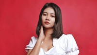 Jefri Nichol idaman semua cewek Indo nggak sih. Tapi memang dia baik dan humble banget. Deg-degan banget waktu dipeluk dia, ujar Cut. (Foto: dok Instagram)