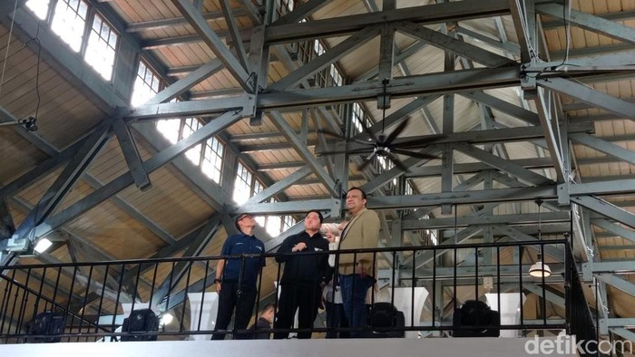 Diperluas, Tempat Nongkrong Pos Bloc Jakarta Makin Kece Hari ini Pos Bloc fase 2 telah diresmikan. Gedung ini merupakan bekas kantor pos di Pasar Baru yang telah disulap menjadi creative hub atau ruang kreatif untuk para usaha mikro kecil menengah (UMKM), Kamis, 10/11/2022.