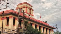 Gedung Internatio Surabaya menjadi salah satu saksi bisu rentetan pertempuran 10 November 1945. Sejak tanggal 28 Oktober 1945 sampai 30 Oktober 1945, di sekitar Gedung Internatio terjadi pertempuran sengit hingga 3 hari/Foto: Deny Prastyo Utomo