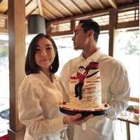 Hubungan antara Gisel dan Rino mulai tercium usai Gisel mengunggah foto keduanya saat berlibur bersama. Unggahan tersebut sengaja didedikasikan untuk hari ulang tahun Rino. Someone special’s special day, tulis keterangan dalam unggahan Gisel di Instagram pada 6 November 2022. Foto: Instagram/@rinosoedarjo
