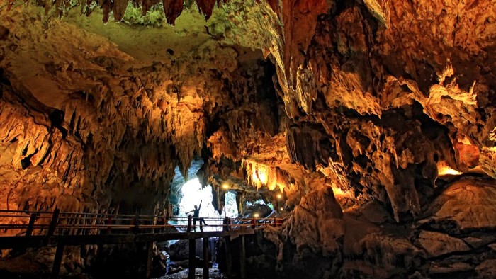 Gua Lawa di Trenggalek