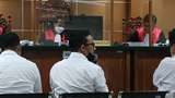 Hakim Cecar Kepala Samsat Kelapa Dua di Sidang Korupsi Pajak Kendaraan