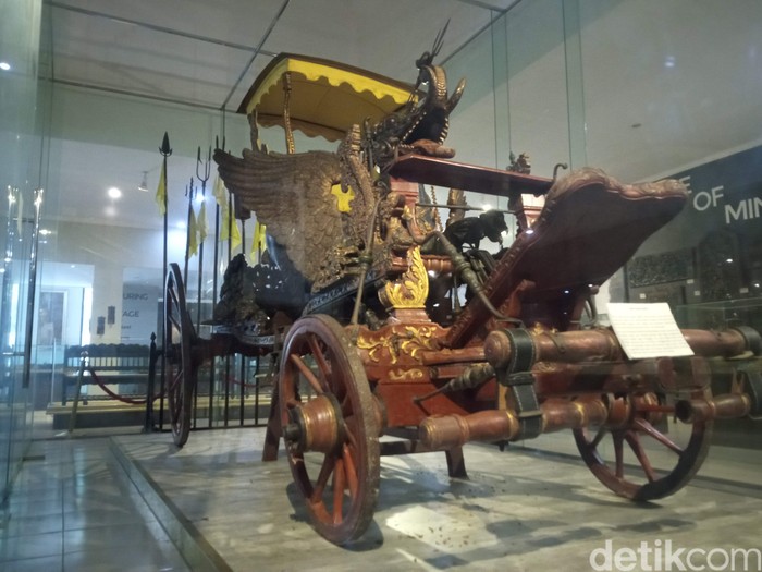 Kereta Singa Barongan di Keraton Kasepuhan Cirebon.