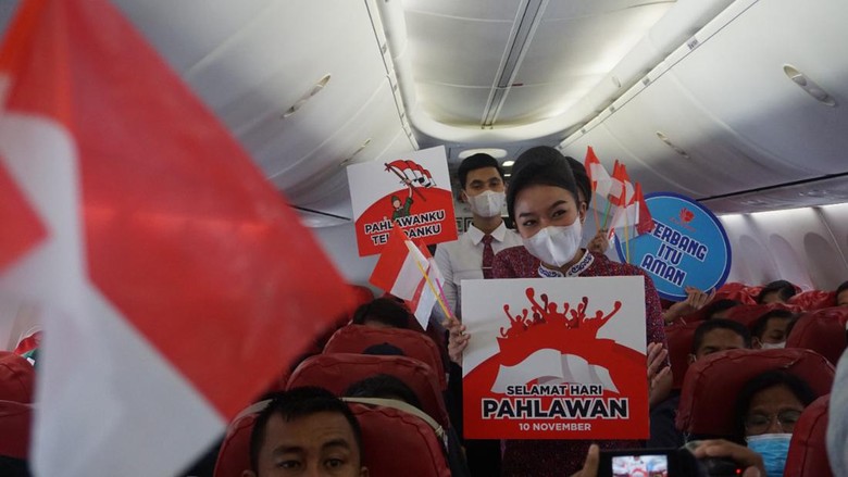 Lion Air Rayakan Hari Pahlawan