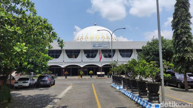 Masjid Sabilillah, jejak pejuang asal Malang dalam pertempuran 10 November 1945 Masjid Sabilillah, jejak pejuang asal Malang dalam pertempuran 10 November 1945