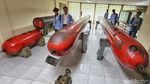 Melihat Koleksi Museum Satria Mandala