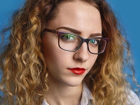 Ilustrasi model kacamata.