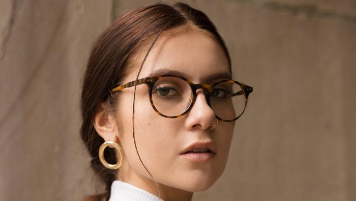 Ilustrasi model kacamata.