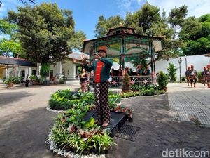 Melihat Aksi Memukau Musisi Keraton Jogja Peringati Hari Pahlawan