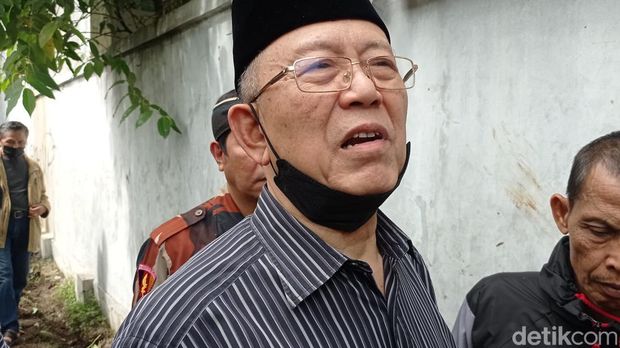 Pemakaman Tjetje Hidayat Padmadinata.
