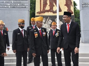 Bupati Sidoarjo Bacakan Amanat Mensos di Peringatan Hari Pahlawan