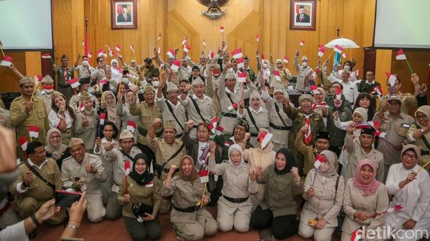penetapan apbd surabaya