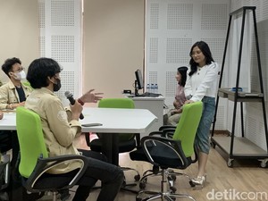 Dua Kali Jadi Dosen di UGM, Ternyata Prilly Punya Cita-cita Ini Sejak Kecil
