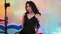 Dita juga akan mengenakan Cocktail Dress. Foto: Kenny Gida/detikcom