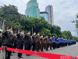Johanis Tanak Pimpin Upacara Hari Pahlawan Perdana ASN KPK