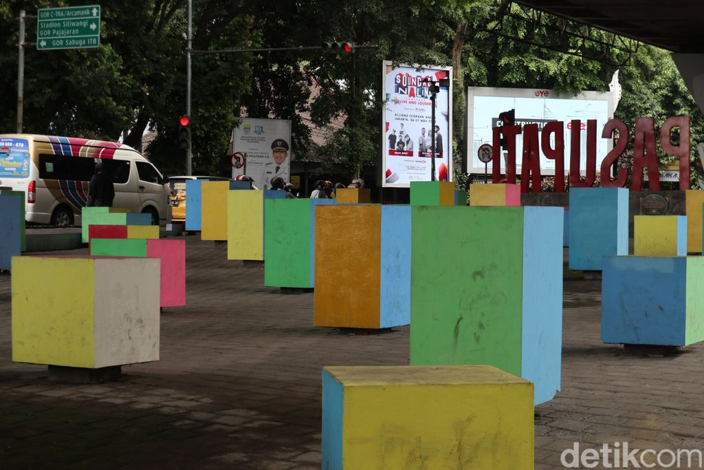 Taman Jomblo di Kota Bandung.