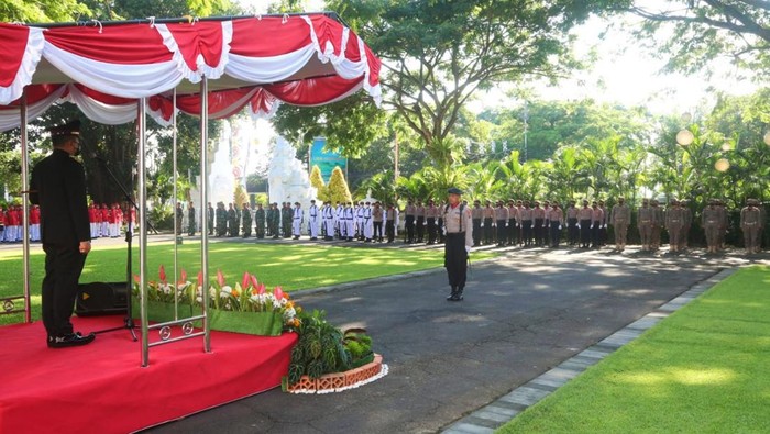 Upacara Hari Pahlawan di Banyuwangi