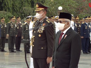 Maruf Amin Pimpin Upacara Hari Pahlawan di TMP Kalibata