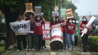 Bank-bank dari Indonesia, Brazil, Uni Eropa, China, dan Amerika menjadi kreditur teratas dari negara G20 yang menyalurkan dana kepada perusahaan penghasil komoditas yang berisiko terhadap hutan di Amerika Latin, Asia Tenggara, serta Afrika Barat dan Tengah.