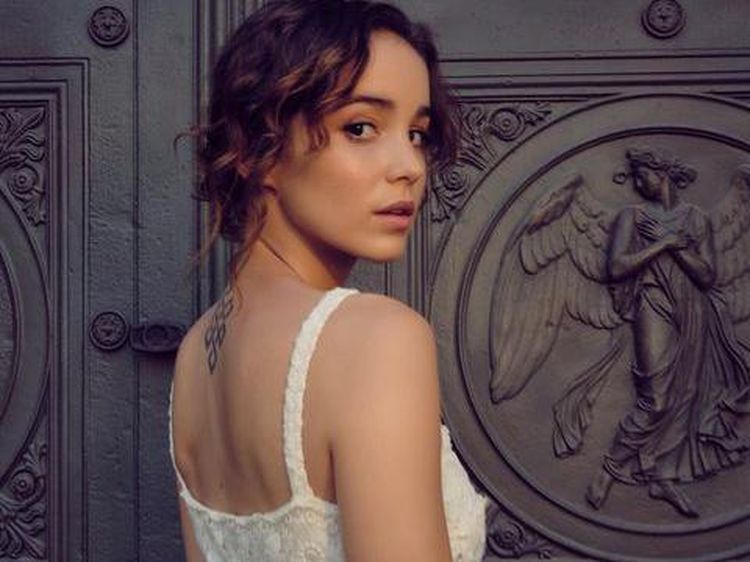 Alba Baptista Pamer Foto Chris Evans, Fix Pacaran!