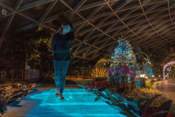 Kamu bisa jalan-jalan sampai puas untuk mencari sudut-sudut fotogenik di Changi Festival Village. (dok Bandara Changi) Kamu bisa jalan-jalan sampai puas untuk mencari sudut-sudut fotogenik di Changi Festival Village. (dok Bandara Changi)