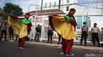 Geruduk Kementerian ESDM, Massa Orasi, Beladiri dan Menari