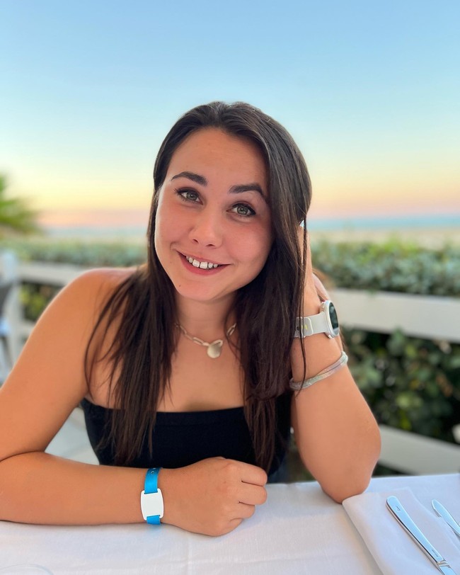 Jenny Stella, model dari Jerman itu mengaku bahwa dia memiliki ketertarikan dengan seks setelah menonton film dewasa saat dia masih di bawah umur. Foto: dok. Facebook