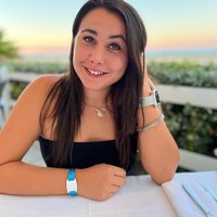 Jenny Stella, model dari Jerman itu mengaku bahwa dia memiliki ketertarikan dengan seks setelah menonton film dewasa saat dia masih di bawah umur. Foto: dok. Facebook