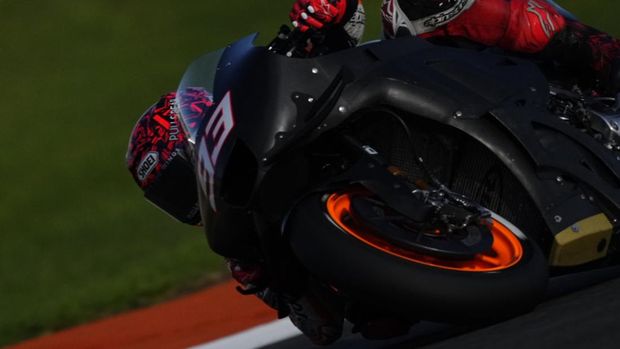 Marc Marquez (93) of Spain and Repsol Honda Team Honda during the official test of the new MotoGP 2023 season at Ricardo Tormo Circuit on November 8, 2022 in Valencia, Spain. (Photo by Jose Breton/Pics Action/NurPhoto via Getty Images)