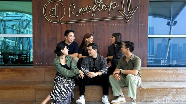 Media Visit Pemain dan Sutradara Serial Musikal Payung Fantasi di kantor detikcom
