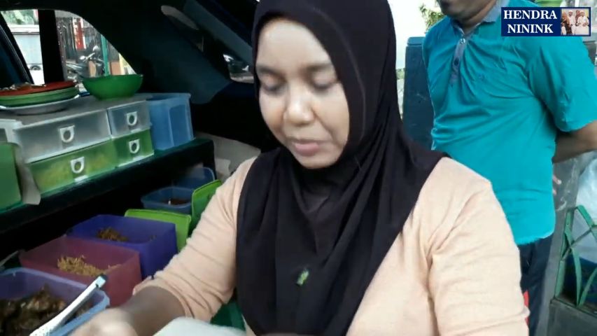Mobil toko beromzet tinggi